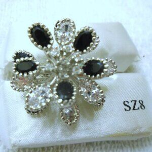 NEW VINTAGE Y2K SUNBURST SILVER TONE COCKTAIL BLING RHINESTONE RING WOMENS SZ 8